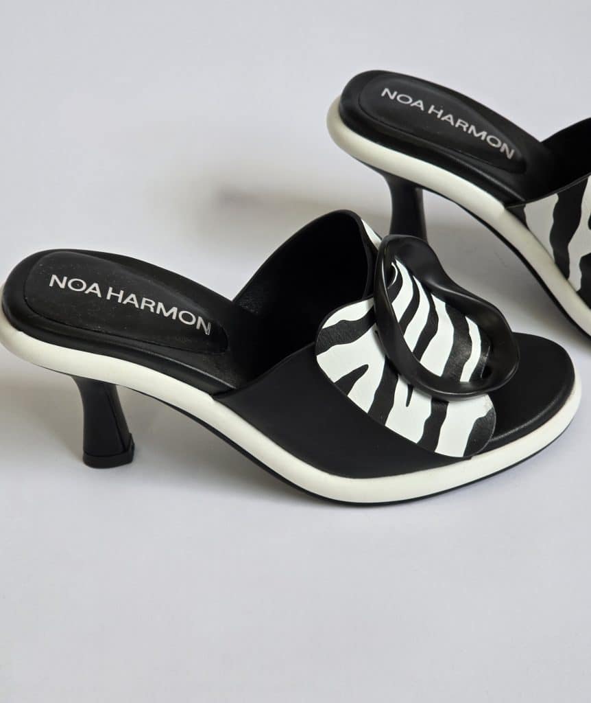 Laila Black&White