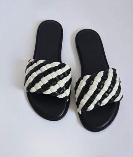 Kloe Black&White