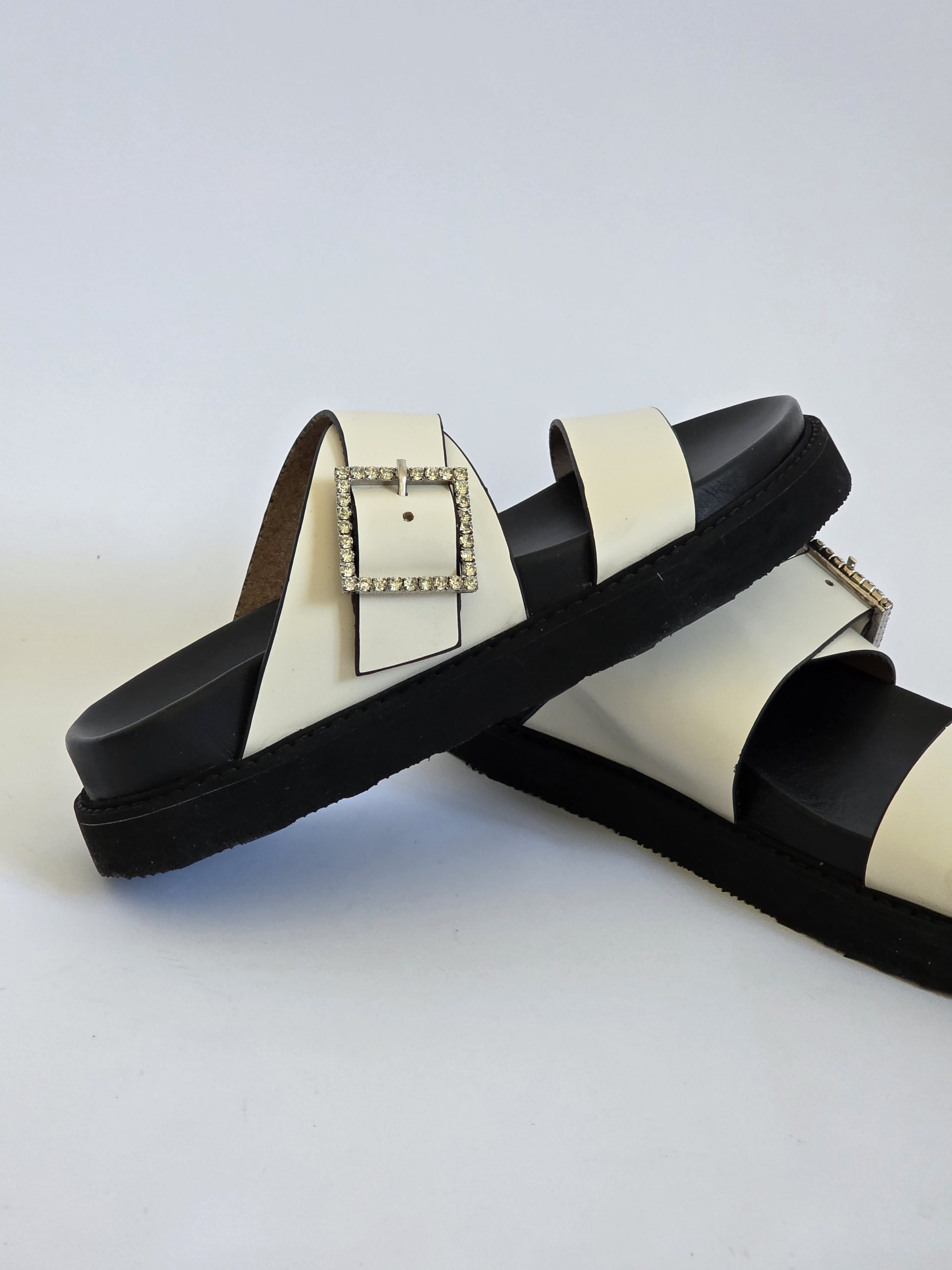 Chioma Off White